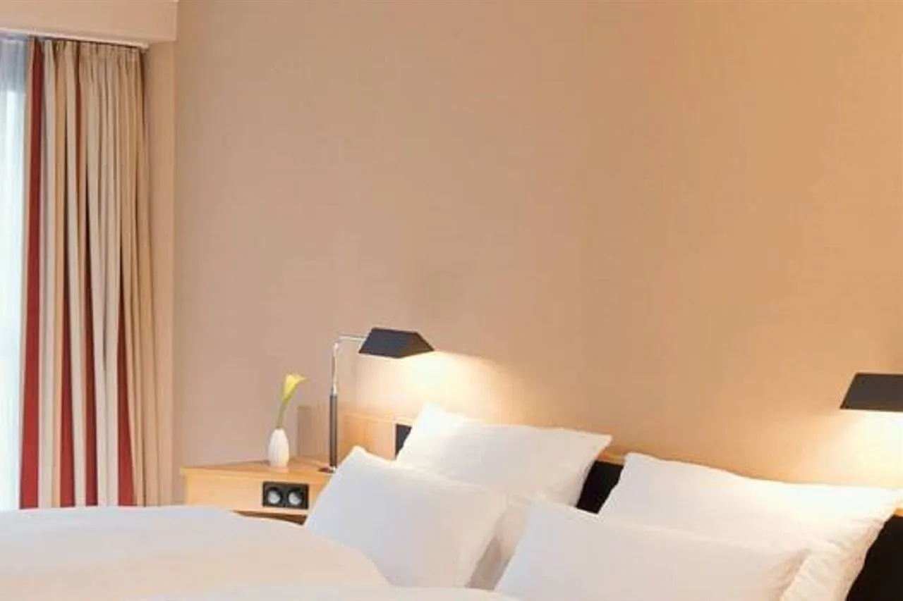 Nh Duesseldorf City Otel
